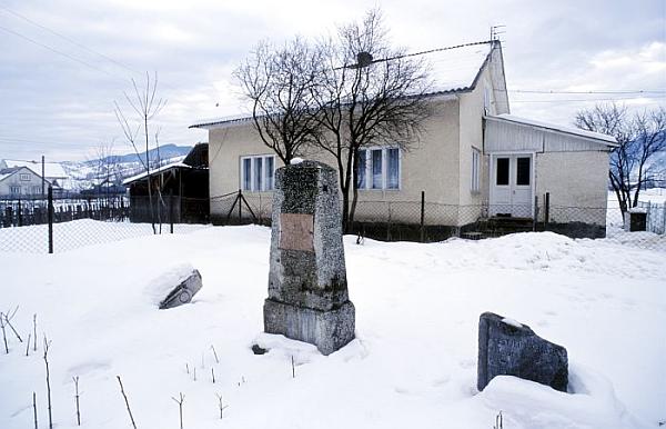 Koločava, hroby československých četníků