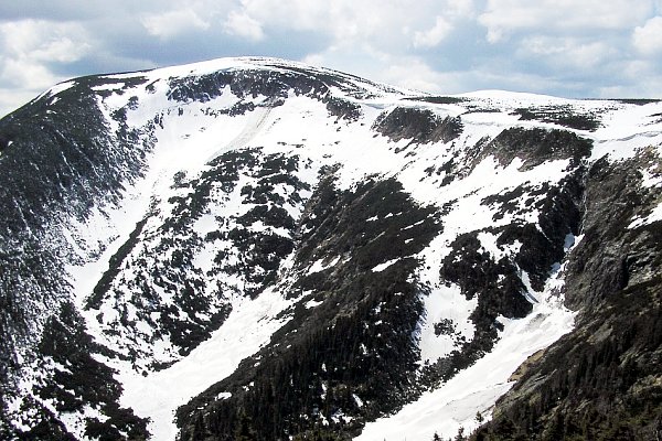 Krkonoše, Úpská jáma ze sedla nad Obřím dolem