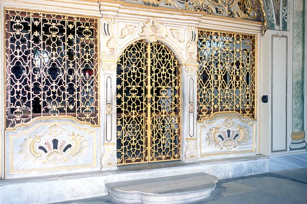 Istanbul, sultánův palác Topkapi a Diván