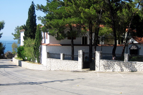 Pohled na klášter Panagia Faneromeni