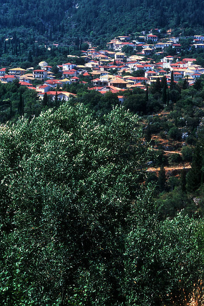 Pohled na vesnici Karya