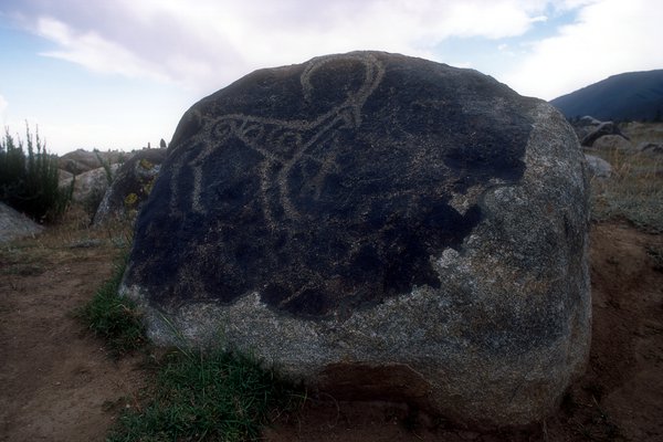 Petroglyfy - rytiny na kamenech
