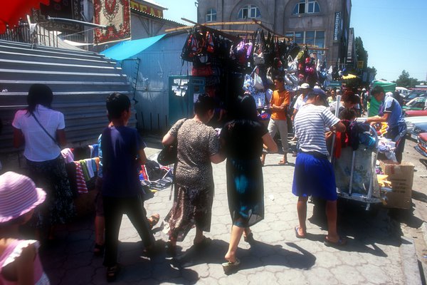 Oš bazar v Biškeku