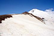 Rusko, Centrální Kavkaz, 13.7.2004, pohled na Elbrus ze sedla Irikchat.
