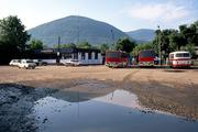 Ukrajina, Zakarpatská oblast, Tjačiv, 20.8.2005, autobusové nádraží.