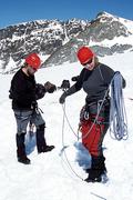 Rakousko, Vorarlbersko, oblast Silvrettagruppe, 1.9.2006, ledovec Vermuntgletscher, nácvik záchranných technik.