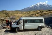 Turecko, 1.8.2007, začátek cesty na Ararat ve výšce cca 2000 m.