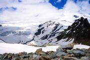 Rusko, Centrální Kavkaz, 8.7.2004, výhledy na Elbrus ze sedla Těrskolak.